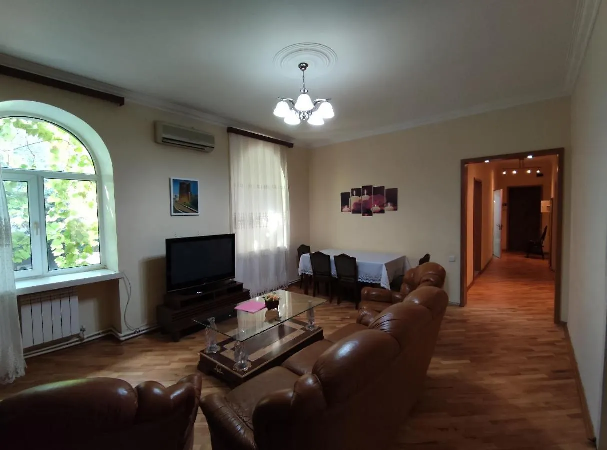 4 Rooms Cosy Apartment In Architectural Monument Of History And Culture Building Of Local Significance Of Azerbaijan. Baky