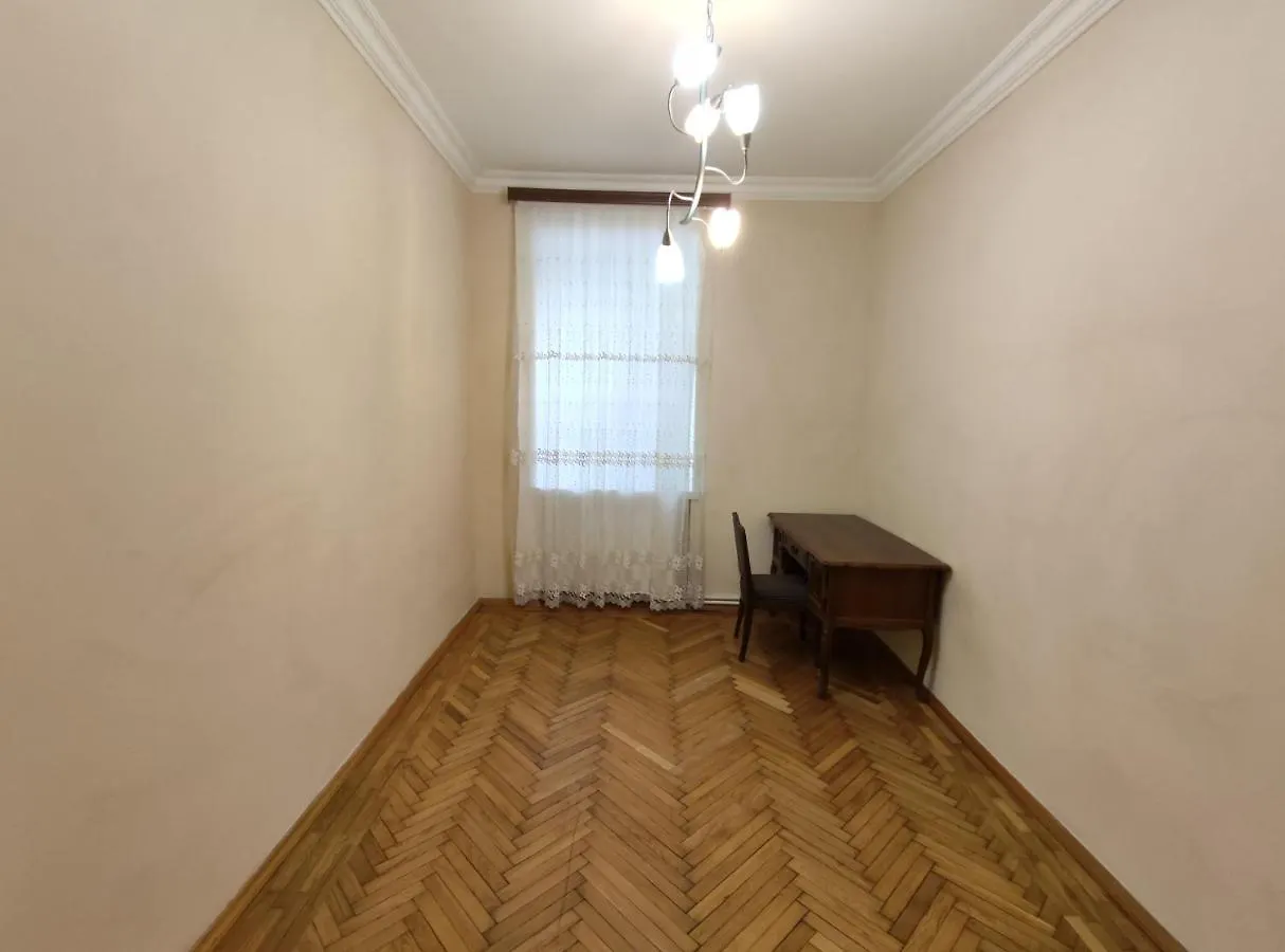4 Rooms Cosy Apartment In Architectural Monument Of History And Culture Building Of Local Significance Of Azerbaijan. Μπακού
